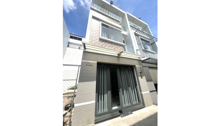 Siêu Phẩm 3 Tầng Vị trí Đẹp Hẻm Xe Hơi 51m2_4.5x11m Quốc Lộ 13 Hiệp Bình Phước Thủ Đức Chỉ 5,7 tỷ